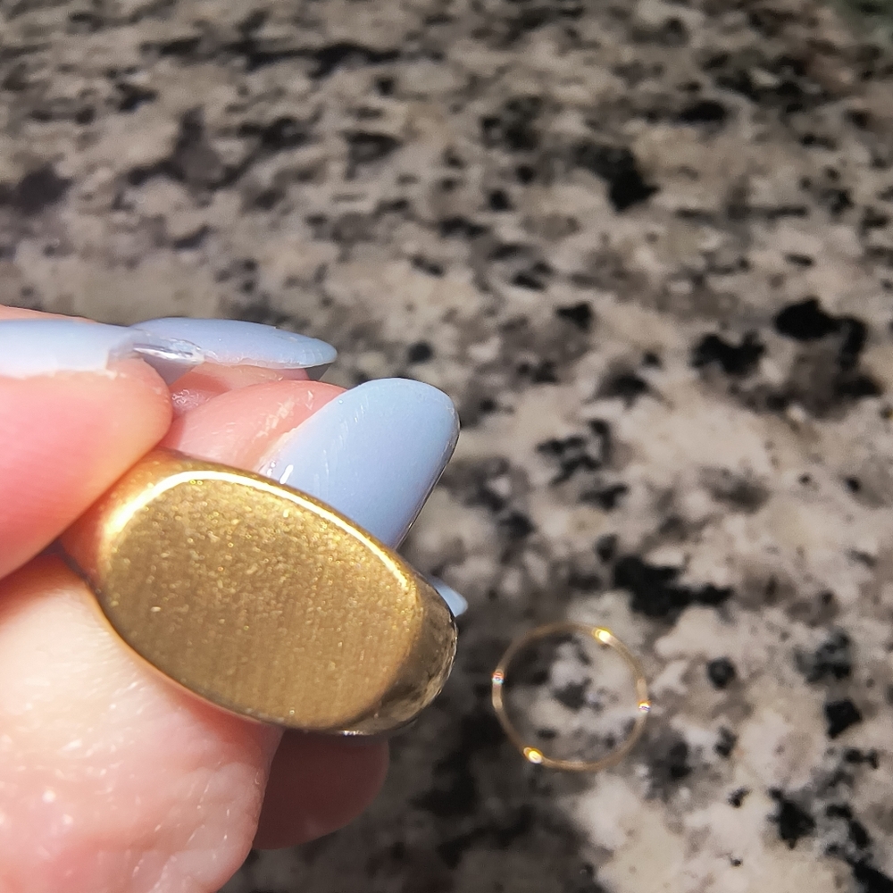 Set Of 3 Gold Rings - Size 5-6 - Picture 3 of 8